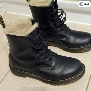 DOC MARTENS Black Fur-Lined Lace-Up Boots